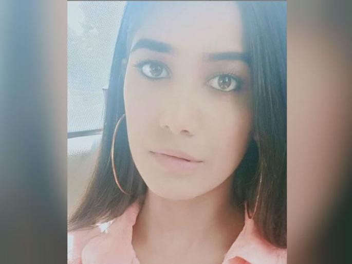 Video: Model Poonam Pandey reacted via video after a case of lockdown violation was filed mac | लॉकडाऊनच्या उल्लंघन प्रकरणी गुन्हा दाखल झाल्यानंतर पूनम पांडेने व्हिडिओद्वारे दिली प्रतिक्रिया Video: Model Poonam Pandey reacted via video after a case of lockdown violation was filed mac | लॉकडाऊनच्या उल्लंघन प्रकरणी गुन्हा दाखल झाल्यानंतर पूनम पांडेने व्हिडिओद्वारे दिली प्रतिक्रिया
