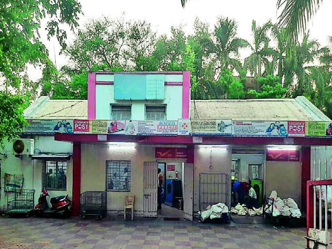Nagpur Speed Post, top in RMS state; Vidarbha division gets rolling trophy | नागपूर स्पीड पोस्ट, आरएमएस राज्यात अव्वल; विदर्भ विभागाला मिळाली रोलिंग ट्रॉफी Nagpur Speed Post, top in RMS state; Vidarbha division gets rolling trophy | नागपूर स्पीड पोस्ट, आरएमएस राज्यात अव्वल; विदर्भ विभागाला मिळाली रोलिंग ट्रॉफी