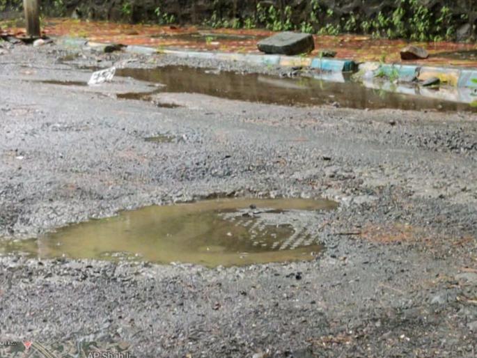 Thane is the cry of smart city | खड्ड्यांचे ठाणे हेच स्मार्टसिटीचे रडगाणे Thane is the cry of smart city | खड्ड्यांचे ठाणे हेच स्मार्टसिटीचे रडगाणे