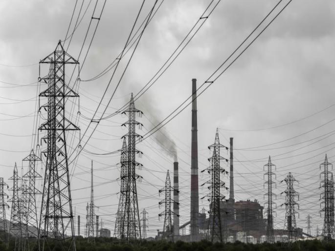 in mumbai complaints of electricity consumers will be resolved quickly due to the app if the power goes out make a complaint | वीजग्राहकांच्या तक्रारी ॲपमुळे लवकर सुटणार; वीज गेली तर अशी करा तक्रार in mumbai complaints of electricity consumers will be resolved quickly due to the app if the power goes out make a complaint | वीजग्राहकांच्या तक्रारी ॲपमुळे लवकर सुटणार; वीज गेली तर अशी करा तक्रार