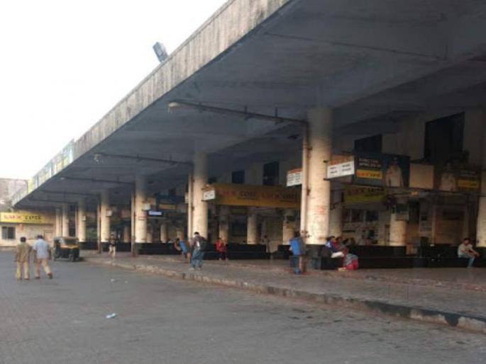 Corona's havoc in Khopat Bus Depot No. 1; If the carrier, including the vehicle tester, dies, 43 people are infected | खोपट बसडेपो क्रमांक १ मध्ये कोरोनाचा कहर; वाहन परीक्षकासह वाहकाचा मृत्यू तर, 43 जणांना लागण Corona's havoc in Khopat Bus Depot No. 1; If the carrier, including the vehicle tester, dies, 43 people are infected | खोपट बसडेपो क्रमांक १ मध्ये कोरोनाचा कहर; वाहन परीक्षकासह वाहकाचा मृत्यू तर, 43 जणांना लागण