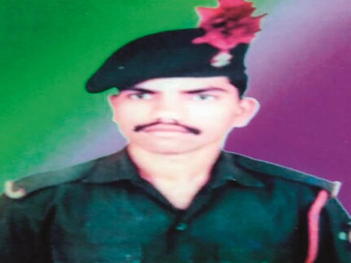 Shoora We Vandili: Your religion, Pradeep Bhosale, regards the country's protecting country | शूरा आम्ही वंदिले : देश हिफाजत को माना अपना धर्म, प्रदीप भोसले