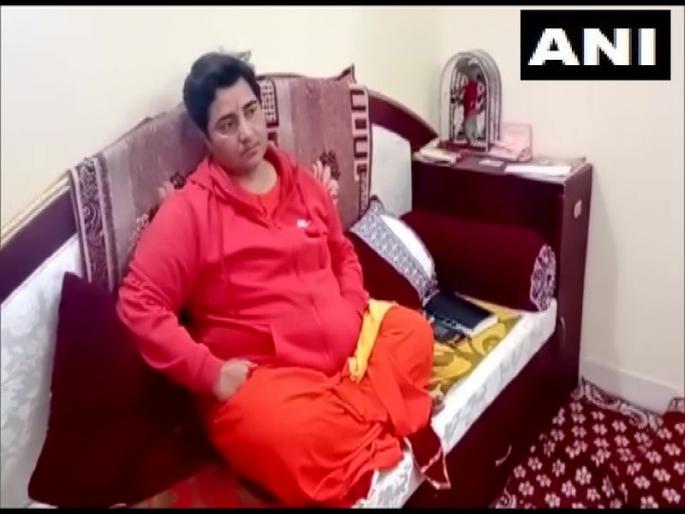 Bhopal: Suspicious letter, powder sent to BJP MP Pragya Thakur's house | मोदी-शाह-डोवालांच्या फोटोंवर क्रॉस, प्रज्ञा सिंह ठाकूरांना मिळाले संशयित पत्र Bhopal: Suspicious letter, powder sent to BJP MP Pragya Thakur's house | मोदी-शाह-डोवालांच्या फोटोंवर क्रॉस, प्रज्ञा सिंह ठाकूरांना मिळाले संशयित पत्र