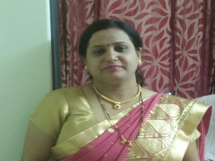 Shocking Doctor Mahatma committed suicide by jumping from the eighth floor of the building | धक्कादायक! इमारतीच्या आठव्या मजल्यावरून उडी मारून डॉक्टर महिलेची आत्महत्या Shocking Doctor Mahatma committed suicide by jumping from the eighth floor of the building | धक्कादायक! इमारतीच्या आठव्या मजल्यावरून उडी मारून डॉक्टर महिलेची आत्महत्या