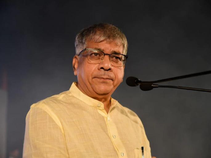 Chances of Hindu-Muslim or OBC-Maratha riots after December 3 - Prakash Ambedkar | ...तर भुजबळ तुरुंगातच राहिले असते, मी त्यांना बाहेर काढले- प्रकाश आंबेडकर Chances of Hindu-Muslim or OBC-Maratha riots after December 3 - Prakash Ambedkar | ...तर भुजबळ तुरुंगातच राहिले असते, मी त्यांना बाहेर काढले- प्रकाश आंबेडकर