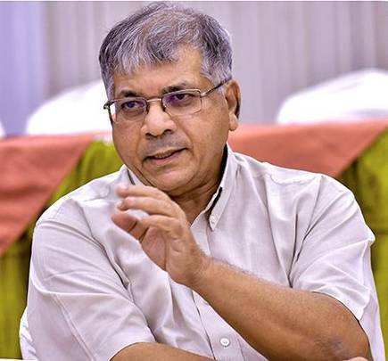 CBI probe into Arvind Bansod's death: Prakash Ambedkar | अरविंद बन्सोड मृत्यू प्रकरणाची सीबीआय चौकशी करा : प्रकाश आंबेडकर CBI probe into Arvind Bansod's death: Prakash Ambedkar | अरविंद बन्सोड मृत्यू प्रकरणाची सीबीआय चौकशी करा : प्रकाश आंबेडकर