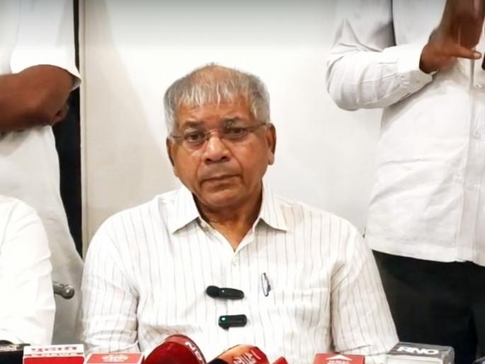 prakash ambedkar claims that big changes will be seen in the country politics in 15 days | “देशाच्या राजकारणात १५ दिवसांत मोठे बदल दिसतील”; प्रकाश आंबेडकरांचा दावा, विरोधकांवर टीका prakash ambedkar claims that big changes will be seen in the country politics in 15 days | “देशाच्या राजकारणात १५ दिवसांत मोठे बदल दिसतील”; प्रकाश आंबेडकरांचा दावा, विरोधकांवर टीका