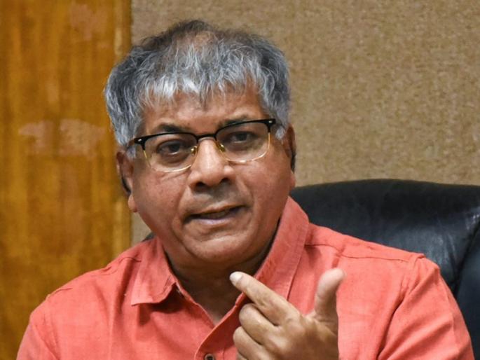 Will not lead with Congress; Prakash Ambedkar | 'शेवटच्या क्षणापर्यंत एमआयएमसोबत चर्चा मात्र काँग्रेससोबत आघाडी करणार नाही' Will not lead with Congress; Prakash Ambedkar | 'शेवटच्या क्षणापर्यंत एमआयएमसोबत चर्चा मात्र काँग्रेससोबत आघाडी करणार नाही'