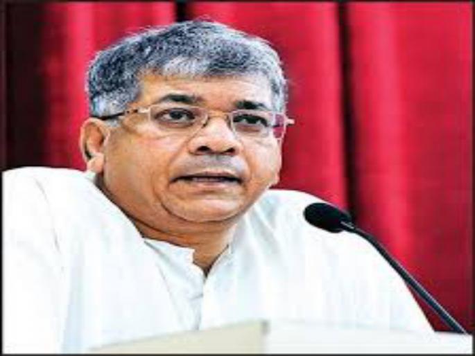 Sharad Pawar businessman leader : Prakash Ambedkar | शरद पवार उद्योजकांचे नेते  :  प्रकाश आंबेडकर  Sharad Pawar businessman leader : Prakash Ambedkar | शरद पवार उद्योजकांचे नेते  :  प्रकाश आंबेडकर