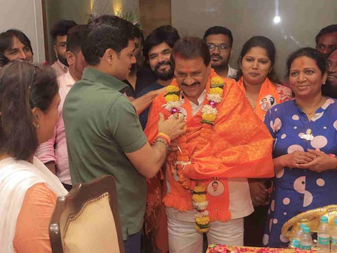 Shindesena Prakash surve won in Magathane how did the calculation of victory come together | मागाठाण्यात शिंदेसेनेचा पुन्हा ‘प्रकाश’, कसं जमवलं विजयाचं गणित? Shindesena Prakash surve won in Magathane how did the calculation of victory come together | मागाठाण्यात शिंदेसेनेचा पुन्हा ‘प्रकाश’, कसं जमवलं विजयाचं गणित?