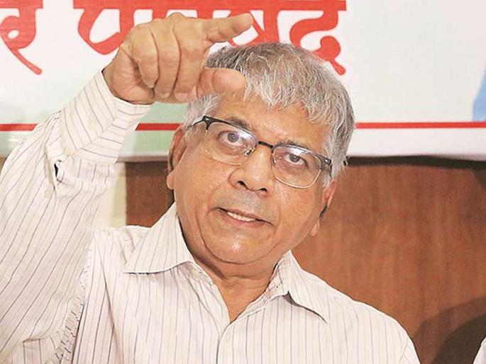 NRC will be hit by Hindus too | हिंदूंनाही बसणार एनआरसीचा फटका NRC will be hit by Hindus too | हिंदूंनाही बसणार एनआरसीचा फटका