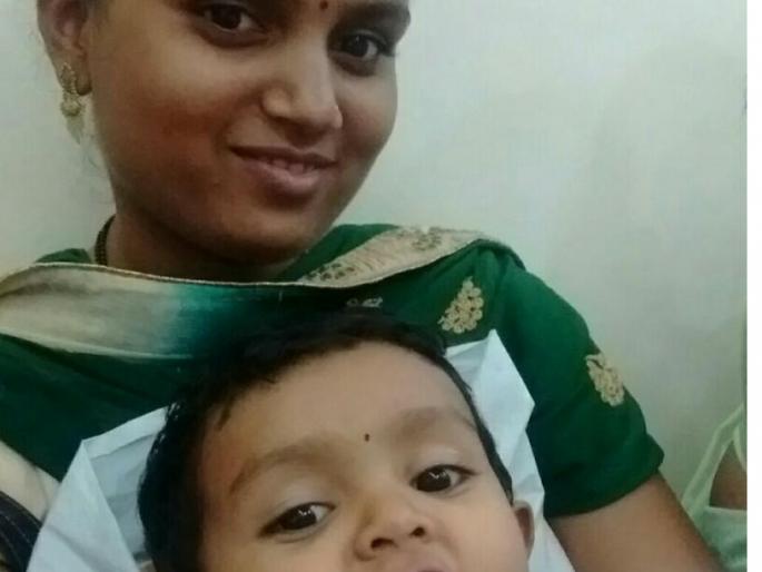 Wife commits suicide in Ahmednagar | अहमदनगरमध्ये पोलीस पतीच्या छळाला कंटाळून पत्नीची आत्महत्या Wife commits suicide in Ahmednagar | अहमदनगरमध्ये पोलीस पतीच्या छळाला कंटाळून पत्नीची आत्महत्या