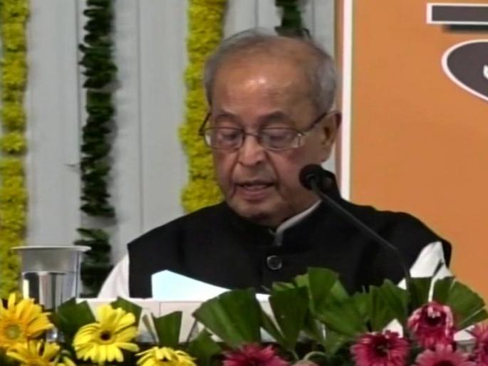 Ideological solidarity in Pranab Mukherjee's speech at RSS event | प्रणवदांचा संघवर्गात दिसला वैचारिक ठामपणा Ideological solidarity in Pranab Mukherjee's speech at RSS event | प्रणवदांचा संघवर्गात दिसला वैचारिक ठामपणा