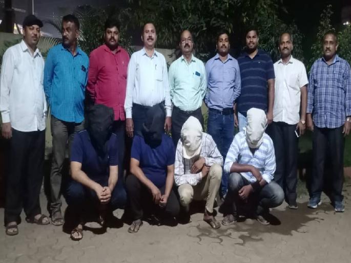 Assault on company manager out of anger at awarding contract to someone else; Mastermind along with three others arrested | कंत्राट दुसऱ्याला दिल्याच्या रागातून कंपनी मॅनेजरवर प्राणघातक हल्ला; मास्टरमाईंडसह अन्य तिघांना अटक Assault on company manager out of anger at awarding contract to someone else; Mastermind along with three others arrested | कंत्राट दुसऱ्याला दिल्याच्या रागातून कंपनी मॅनेजरवर प्राणघातक हल्ला; मास्टरमाईंडसह अन्य तिघांना अटक