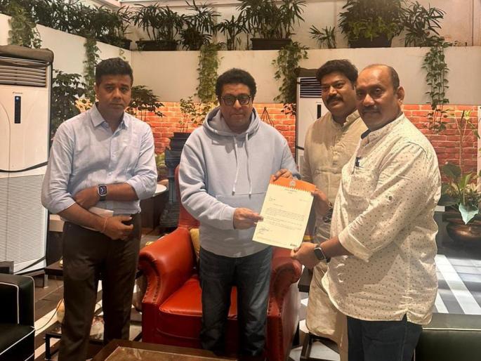 Rahul Kamat's nomination as Dombivli City President of MNS; Manoj Gharat resigns for the second time | मनसेच्या डोंबिवली शहरअध्यक्षपदी राहुल कामत यांची पुन्हा वर्णी; मनोज घरत दुसऱ्यांदा पदावरून दूर Rahul Kamat's nomination as Dombivli City President of MNS; Manoj Gharat resigns for the second time | मनसेच्या डोंबिवली शहरअध्यक्षपदी राहुल कामत यांची पुन्हा वर्णी; मनोज घरत दुसऱ्यांदा पदावरून दूर