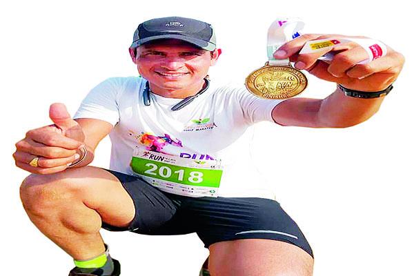 Prashant's dream of putting Vikram in Solapur is a dream! | सोलापुरात विक्रमाला गवसणी घालण्याचं प्रशांतच स्वप्न भंगलं ! Prashant's dream of putting Vikram in Solapur is a dream! | सोलापुरात विक्रमाला गवसणी घालण्याचं प्रशांतच स्वप्न भंगलं !