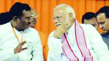 The smell of struggle in the soil of the manyad | मन्याडच्या मातीला संघर्षाचा गंध The smell of struggle in the soil of the manyad | मन्याडच्या मातीला संघर्षाचा गंध