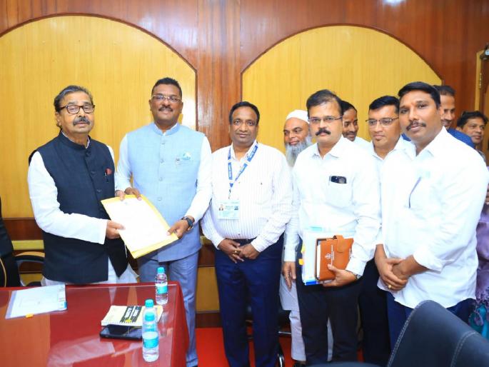 Prepaid auto rickshaw service to be launched at international airport | आंतरराष्ट्रीय विमानतळावर प्रीपेड ऑटो रिक्षा सेवा होणार सुरू Prepaid auto rickshaw service to be launched at international airport | आंतरराष्ट्रीय विमानतळावर प्रीपेड ऑटो रिक्षा सेवा होणार सुरू