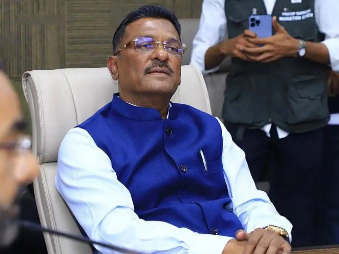 Eight thousand new ST buses will come on the roads in a year; Bus depots will be transformed by 2029 | वर्षभरात आठ हजार नवीन एसटी बसेस रस्त्यावर येणार; २०२९ पर्यंत बस डेपोंचा कायापालट करणार Eight thousand new ST buses will come on the roads in a year; Bus depots will be transformed by 2029 | वर्षभरात आठ हजार नवीन एसटी बसेस रस्त्यावर येणार; २०२९ पर्यंत बस डेपोंचा कायापालट करणार