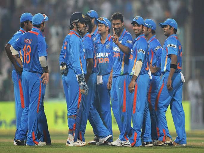 Former Cricketer Praveen Kumar Allegedly Thrashed Neighbour and Son | टीम इंडियाच्या खेळाडूची शेजाऱ्याला मारहाण, 7 वर्षांच्या मुलालाही केलं जखमी