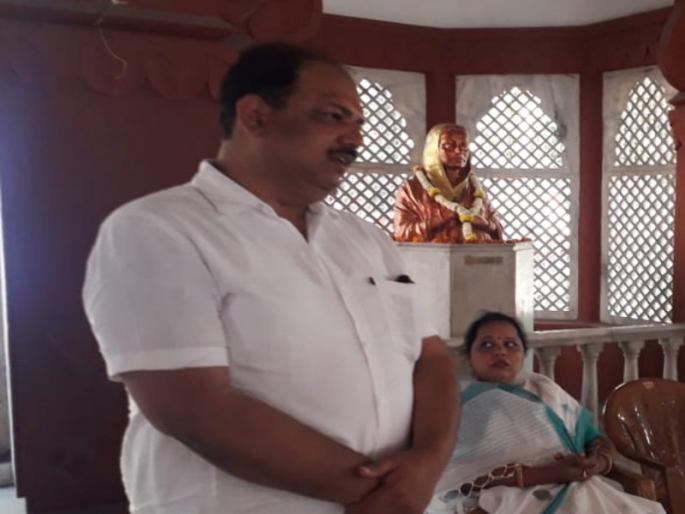The Guardian Minister, who is Mayor and Chief Minister should be considered: Pravin Gaikwad | पालकमंत्री कोण, महापौर कोण आणि मुख्यमंत्री कोण याचा विचार व्हावा :  प्रवीण गायकवाड The Guardian Minister, who is Mayor and Chief Minister should be considered: Pravin Gaikwad | पालकमंत्री कोण, महापौर कोण आणि मुख्यमंत्री कोण याचा विचार व्हावा :  प्रवीण गायकवाड