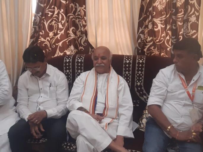 ram mandir was built in the country but sadha ram is unsafe said praveen togadia | देशात राममंदिर बनलं, पण ‘साधराम’ असुरक्षितच! प्रवीण तोगडिया ram mandir was built in the country but sadha ram is unsafe said praveen togadia | देशात राममंदिर बनलं, पण ‘साधराम’ असुरक्षितच! प्रवीण तोगडिया