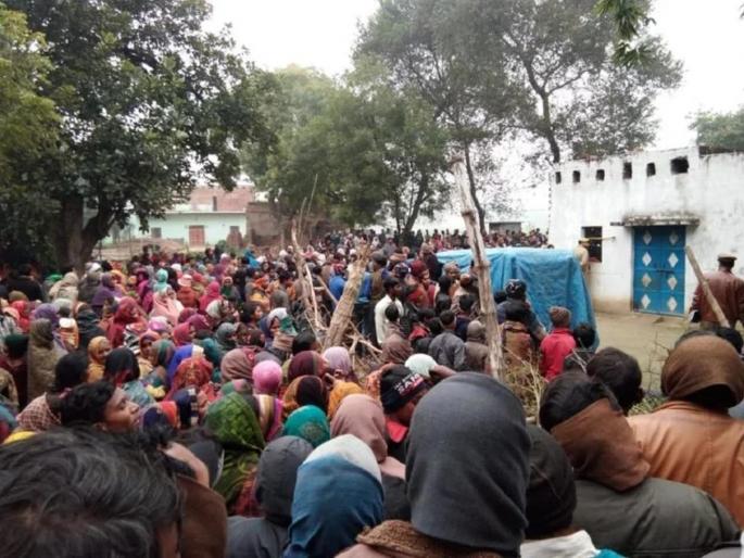 Heartbreaking! Murder of five members in the same family; The sadness spread throughout the area | हृदयद्रावक! एकाच कुटुंबातील पाचजणांची हत्या; परिसरात पसरली शोककळा Heartbreaking! Murder of five members in the same family; The sadness spread throughout the area | हृदयद्रावक! एकाच कुटुंबातील पाचजणांची हत्या; परिसरात पसरली शोककळा