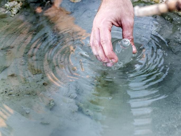 Pre-monsoon survey of water resources in 810 villages in Akola district | अकोला जिल्ह्यात ८१० गावांमध्ये पाण्याच्या स्रोतांचे मान्सूनपूर्व सर्वेक्षण Pre-monsoon survey of water resources in 810 villages in Akola district | अकोला जिल्ह्यात ८१० गावांमध्ये पाण्याच्या स्रोतांचे मान्सूनपूर्व सर्वेक्षण