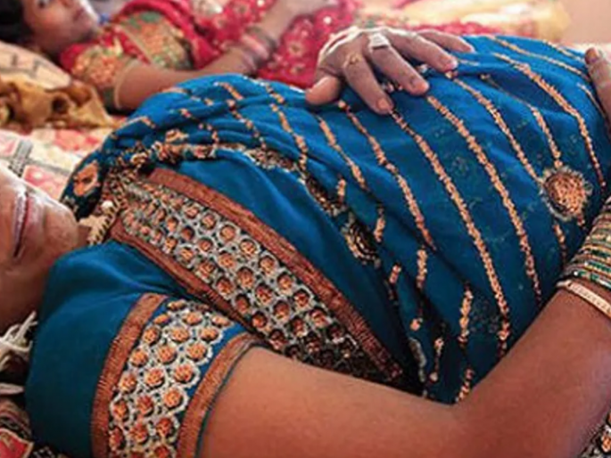 Tai, don't you trust this doctor? The number of deliveries in primary health centers is negligible | ताई, या डॉक्टरांवर तुझा भरोसा नाही का? प्राथमिक आरोग्य केंद्रांतील प्रसूतीचे प्रमाण नगण्य Tai, don't you trust this doctor? The number of deliveries in primary health centers is negligible | ताई, या डॉक्टरांवर तुझा भरोसा नाही का? प्राथमिक आरोग्य केंद्रांतील प्रसूतीचे प्रमाण नगण्य