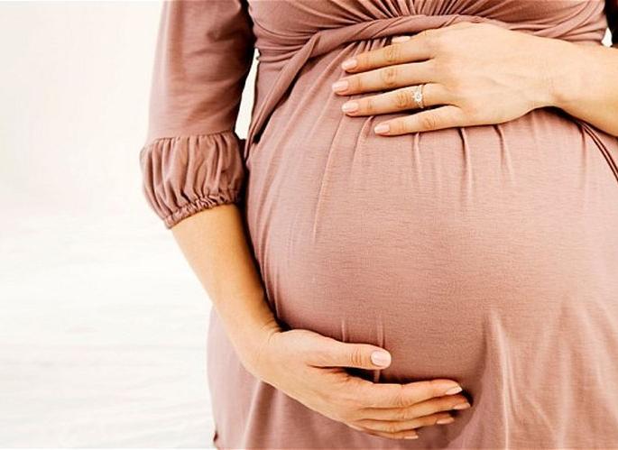 Successful delivery of 150 pregnant women suffering from corona | कोविडग्रस्त १५० गर्भवतींची यशस्वी प्रसूती!