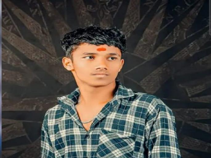 Two youths who were walking from Miraj to Kolhapur to Devi were hit by an unknown jeep near Jaisingpur The youth was killed on the spot | देवीला तेल घालण्यास जाताना जीपने ठोकरले; मिरजेचा युवक ठार Two youths who were walking from Miraj to Kolhapur to Devi were hit by an unknown jeep near Jaisingpur The youth was killed on the spot | देवीला तेल घालण्यास जाताना जीपने ठोकरले; मिरजेचा युवक ठार