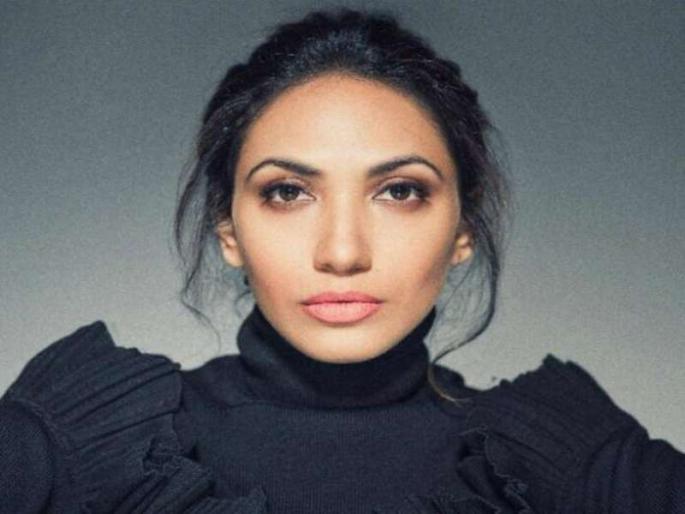 Producer Inspiration Arora robbed eight crore in the scandal on shopping | निर्माती प्रेरणा अरोराने घोटाळ्यातील आठ कोटी उडवले शॉपिंगवर Producer Inspiration Arora robbed eight crore in the scandal on shopping | निर्माती प्रेरणा अरोराने घोटाळ्यातील आठ कोटी उडवले शॉपिंगवर