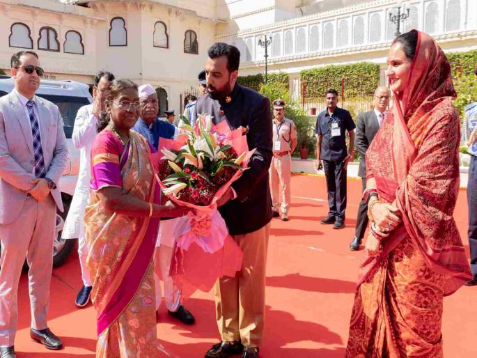 BJP MP have expressed displeasure over President Draupadi Murmu visit to the Udaipur City Palace | राष्ट्रपतींच्या उदयपूर पॅलेस भेटीवर भाजप खासदाराचा आक्षेप; वडिलांची भेट न घेतल्याने नाराजी BJP MP have expressed displeasure over President Draupadi Murmu visit to the Udaipur City Palace | राष्ट्रपतींच्या उदयपूर पॅलेस भेटीवर भाजप खासदाराचा आक्षेप; वडिलांची भेट न घेतल्याने नाराजी