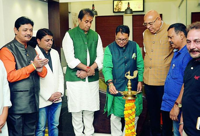 The sanctity of journalism should be maintained | पत्रकारितेचे पावित्र्य कायम राहिले पाहिजे The sanctity of journalism should be maintained | पत्रकारितेचे पावित्र्य कायम राहिले पाहिजे