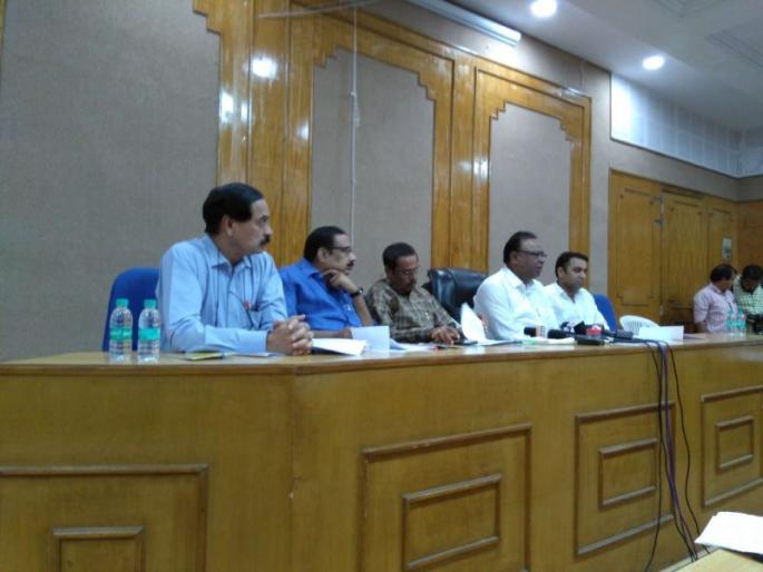 41 thousand farmers in Nagpur will be landlord | नागपुरातील ४१ हजारावर शेतकरी होणार भूमिस्वामी 41 thousand farmers in Nagpur will be landlord | नागपुरातील ४१ हजारावर शेतकरी होणार भूमिस्वामी