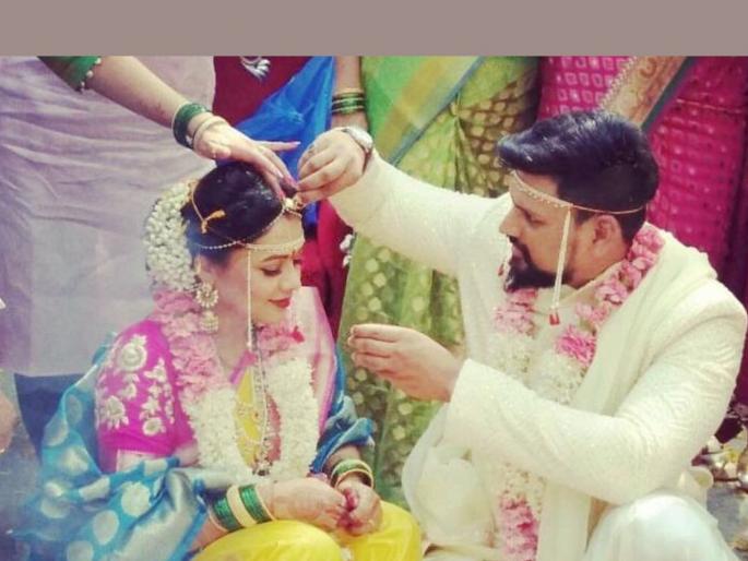 Prathanna Behre completes 5 years of marriage, the actress shared a romantic video with her husband | माझी तुझी रेशमीगाठ..! प्रार्थना बेहरेच्या लग्नाला ५ वर्षे पूर्ण, अभिनेत्रीनं शेअर केला पतीसोबतचा रोमँटिक व्हिडीओ Prathanna Behre completes 5 years of marriage, the actress shared a romantic video with her husband | माझी तुझी रेशमीगाठ..! प्रार्थना बेहरेच्या लग्नाला ५ वर्षे पूर्ण, अभिनेत्रीनं शेअर केला पतीसोबतचा रोमँटिक व्हिडीओ