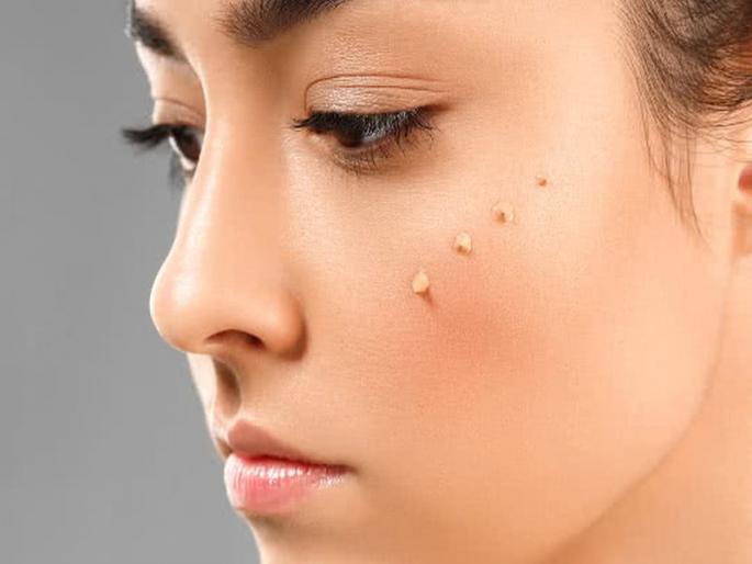 Makeup tips use this product during makeup | चेहऱ्यावरील डाग लपवण्यासाठी फक्त 'ही' गोष्ट लावा; मग पाहा कमाल Makeup tips use this product during makeup | चेहऱ्यावरील डाग लपवण्यासाठी फक्त 'ही' गोष्ट लावा; मग पाहा कमाल
