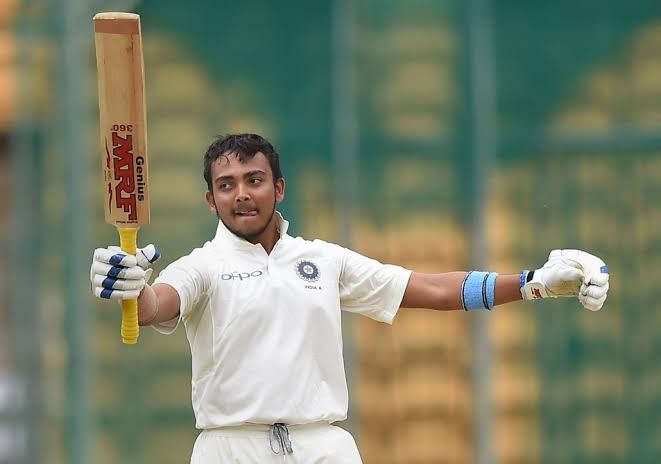 prithvi Shaw's Explosive Double century; knocks on The Indian team door | पृथ्वी शॉ चा धडाकेबाज डबल धमाका; भारतीय संघाचे दार ठोठावले