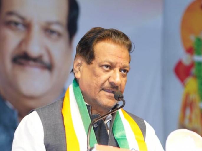 Election Commission's not taking action against PM Modi so will go to High Court said Prithviraj Chavan | PM मोदींवर कारवाई करण्यास निवडणूक आयोगाची टाळाटाळ, हायकोर्टात जाणार- पृथ्वीराज चव्हाण Election Commission's not taking action against PM Modi so will go to High Court said Prithviraj Chavan | PM मोदींवर कारवाई करण्यास निवडणूक आयोगाची टाळाटाळ, हायकोर्टात जाणार- पृथ्वीराज चव्हाण