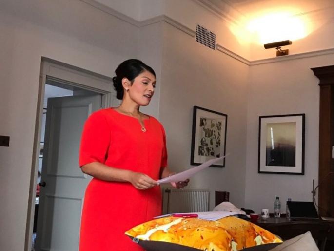 Preeti Patel's resignation from Theresa's cabinet minister | थेरेसा मे यांच्या कॅबिनेटमधील मंत्री प्रीती पटेल यांचा राजीनामा Preeti Patel's resignation from Theresa's cabinet minister | थेरेसा मे यांच्या कॅबिनेटमधील मंत्री प्रीती पटेल यांचा राजीनामा