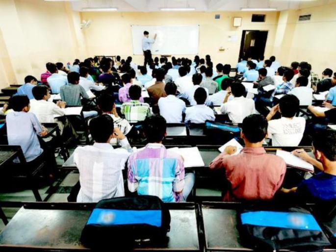 Private classes of type of jail? The law is pending, the governance is negligible | खासगी क्लासेस की कोंडवाडे? कायदा प्रलंबित, शासन उदासिन Private classes of type of jail? The law is pending, the governance is negligible | खासगी क्लासेस की कोंडवाडे? कायदा प्रलंबित, शासन उदासिन