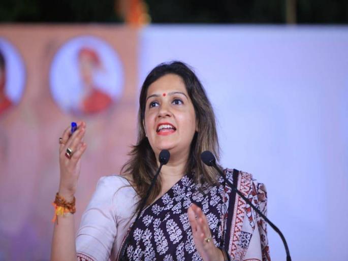 which hinduism are you talking about ss leader priayanka chaturvedi attacks eknath shinde maharashtra political crisis | “कोणतं हिंदुत्व…?”, एकनाथ शिंदेंच्या विचारधारेच्या दाव्यावर शिवसेनेच्या प्रियंका चतुर्वेदींचा पलटवार which hinduism are you talking about ss leader priayanka chaturvedi attacks eknath shinde maharashtra political crisis | “कोणतं हिंदुत्व…?”, एकनाथ शिंदेंच्या विचारधारेच्या दाव्यावर शिवसेनेच्या प्रियंका चतुर्वेदींचा पलटवार
