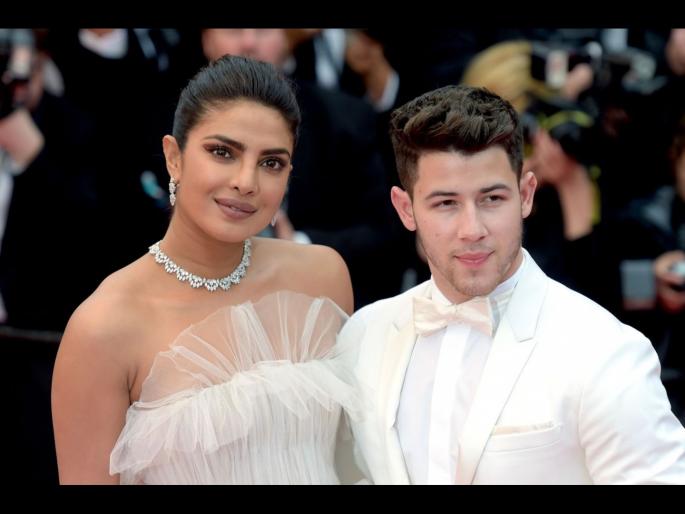 Advantages of dating older a girl know benefits of this relationship | वयाने मोठ्या मुलींला डेट करण्याचे जबरदस्त फायदे, जे तुम्हाला माहीत नसतील! Advantages of dating older a girl know benefits of this relationship | वयाने मोठ्या मुलींला डेट करण्याचे जबरदस्त फायदे, जे तुम्हाला माहीत नसतील!