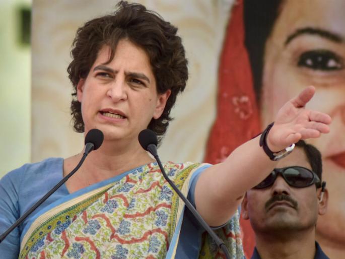 congress priyanka gandhi vadra slams modi government unemployment ssc railway exam | तरुणांना भाषण नको, नोकऱ्या पाहिजेत; प्रियंका गांधींचा मोदी सरकारवर हल्लाबोल congress priyanka gandhi vadra slams modi government unemployment ssc railway exam | तरुणांना भाषण नको, नोकऱ्या पाहिजेत; प्रियंका गांधींचा मोदी सरकारवर हल्लाबोल