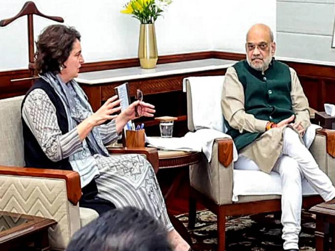 Attempt to destabilize government, BJP alleges; Adjournment of Lok Sabha after huge ruckus | सरकार अस्थिर करण्याचा प्रयत्न, भाजपचा आरोप; मोठ्या गदारोळानंतर लोकसभेचे कामकाज तहकूब Attempt to destabilize government, BJP alleges; Adjournment of Lok Sabha after huge ruckus | सरकार अस्थिर करण्याचा प्रयत्न, भाजपचा आरोप; मोठ्या गदारोळानंतर लोकसभेचे कामकाज तहकूब