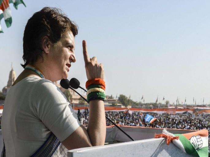 Investigate police action in court; The demand for Priyanka Gandhi | पोलीस कारवाईची न्यायालयीन चौकशी करा; प्रियांका गांधींची मागणी Investigate police action in court; The demand for Priyanka Gandhi | पोलीस कारवाईची न्यायालयीन चौकशी करा; प्रियांका गांधींची मागणी