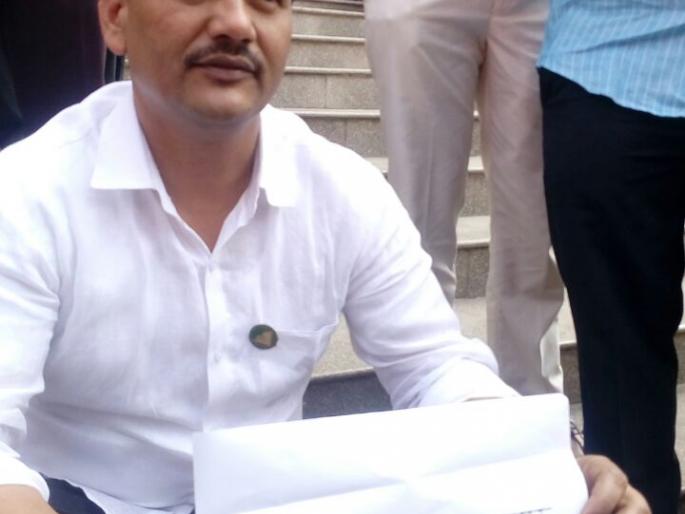 Lodging Bogus, list of the names of MLA Prakash Abbeetkar, 'Satyagandhal' of IT department, excitement in co-operative department | कर्जमाफीतील बोगसगिरी, यादीत आमदार प्रकाश आबिटकरांचे नाव, ‘आयटी’ विभागाचा सावळागोंधळ, सहकार विभागात खळबळ Lodging Bogus, list of the names of MLA Prakash Abbeetkar, 'Satyagandhal' of IT department, excitement in co-operative department | कर्जमाफीतील बोगसगिरी, यादीत आमदार प्रकाश आबिटकरांचे नाव, ‘आयटी’ विभागाचा सावळागोंधळ, सहकार विभागात खळबळ