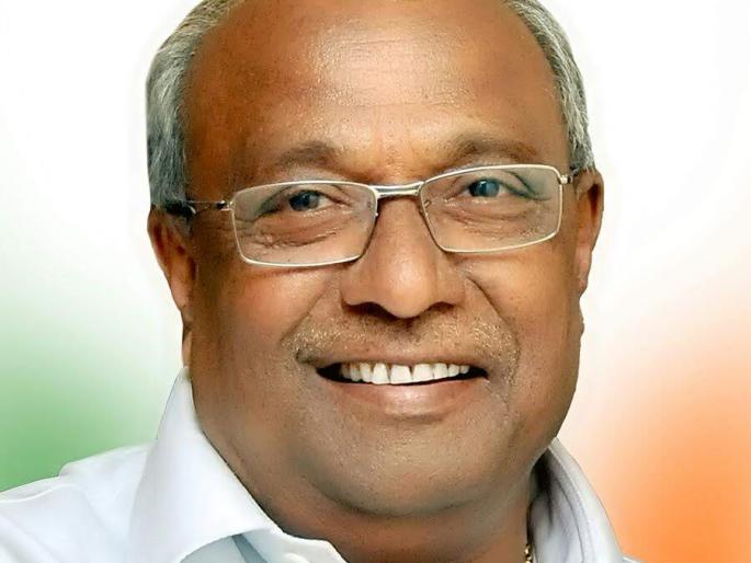 Kolhapur district president of the Congress does not want 'hand', but will fight for the light | काँग्रेसच्या कोल्हापूर जिल्हाध्यक्षांनाच नको ‘हात’, प्रकाश आवाडे लढणार अपक्ष  Kolhapur district president of the Congress does not want 'hand', but will fight for the light | काँग्रेसच्या कोल्हापूर जिल्हाध्यक्षांनाच नको ‘हात’, प्रकाश आवाडे लढणार अपक्ष