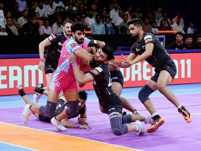 Exciting match A tie between Jaipur Pink Panthers and U Mumba in Pro Kabaddi League | Pro Kabaddi League 2024: रोमहर्षक सामना! प्रो कबड्डी लीग स्पर्धेत जयपूर पिंक पँथर्स व यु मुंबा यांच्यात बरोबरी Exciting match A tie between Jaipur Pink Panthers and U Mumba in Pro Kabaddi League | Pro Kabaddi League 2024: रोमहर्षक सामना! प्रो कबड्डी लीग स्पर्धेत जयपूर पिंक पँथर्स व यु मुंबा यांच्यात बरोबरी