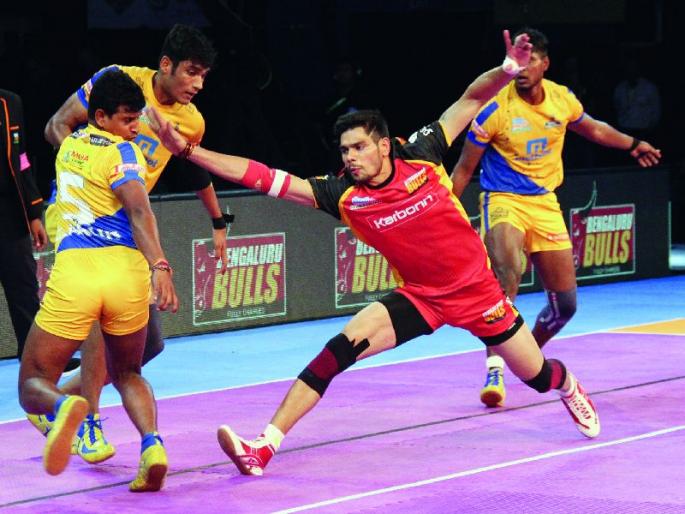 Pro-Kabaddi: The Knights of Bengaluru Bulls | प्रो- कबड्डी : बंगळुरु बुल्सचा निसटता विजय Pro-Kabaddi: The Knights of Bengaluru Bulls | प्रो- कबड्डी : बंगळुरु बुल्सचा निसटता विजय